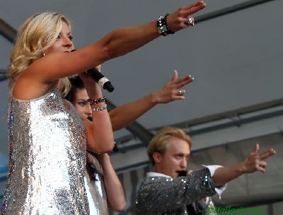 100827_09_show.jpg