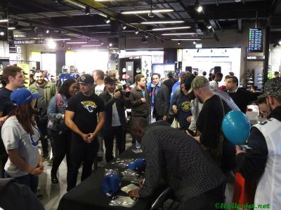 nfl_london_16_19.jpg